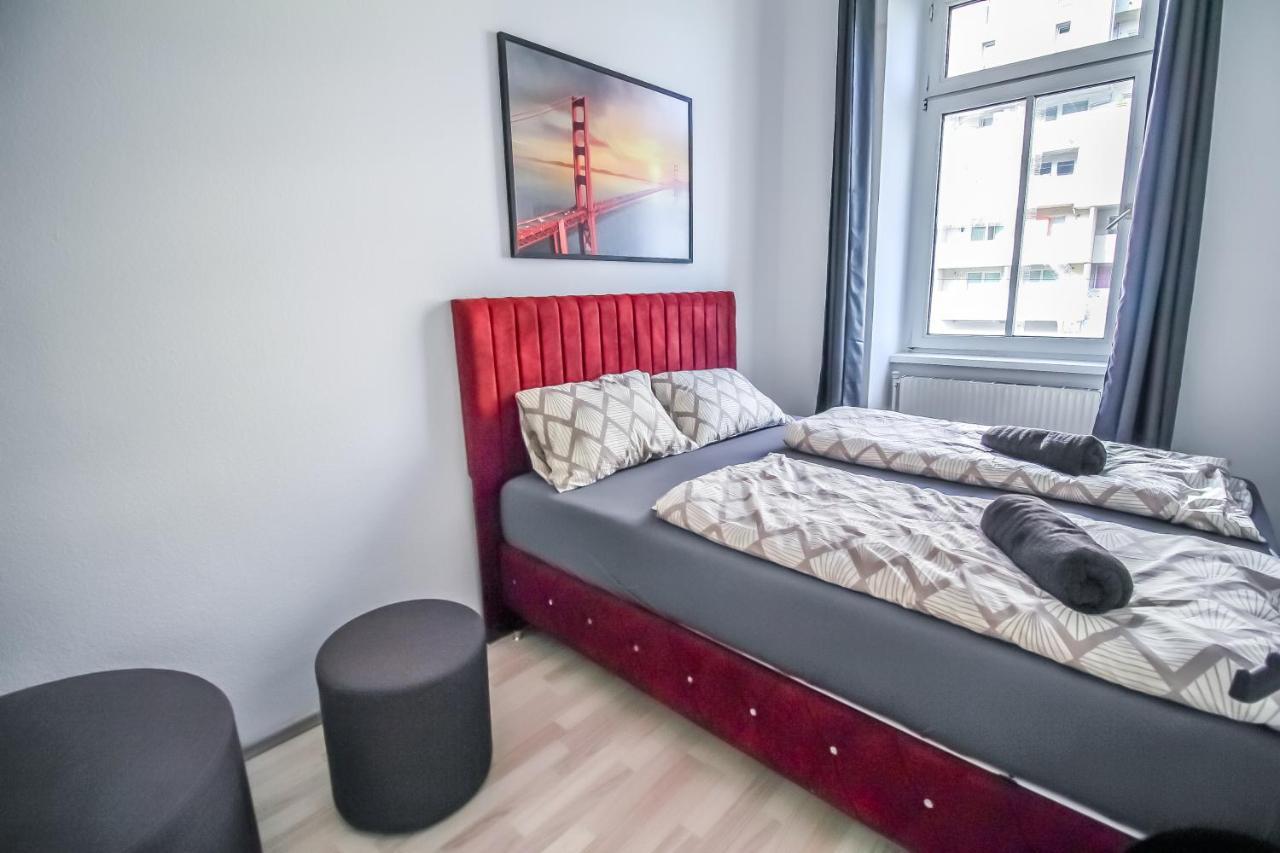 Private In Shared Pr3 Apartahotel Viena