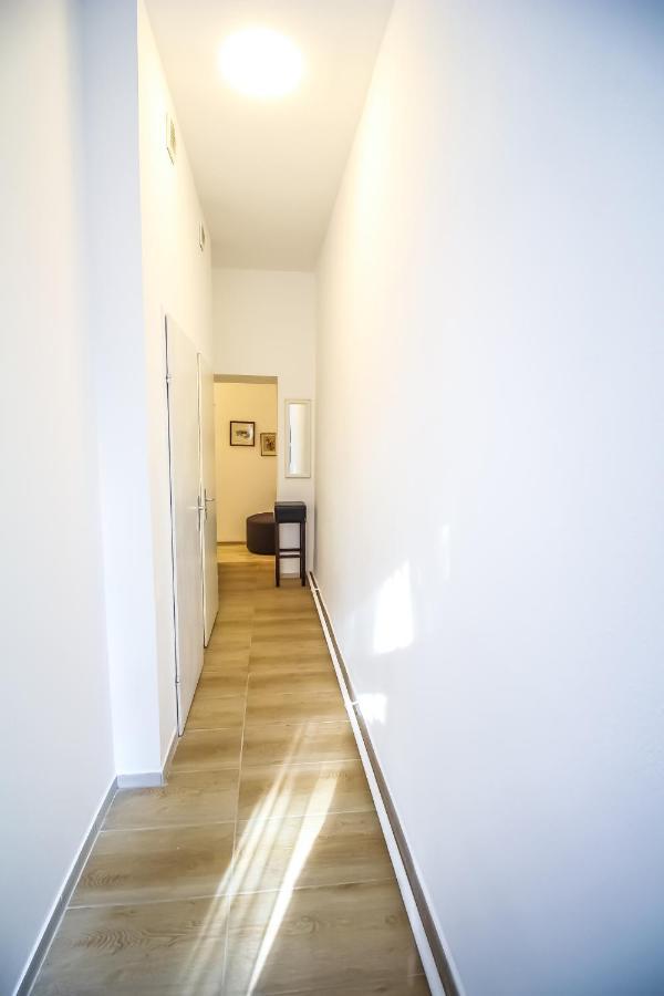 Apartahotel Private In Shared Pr3 Viena